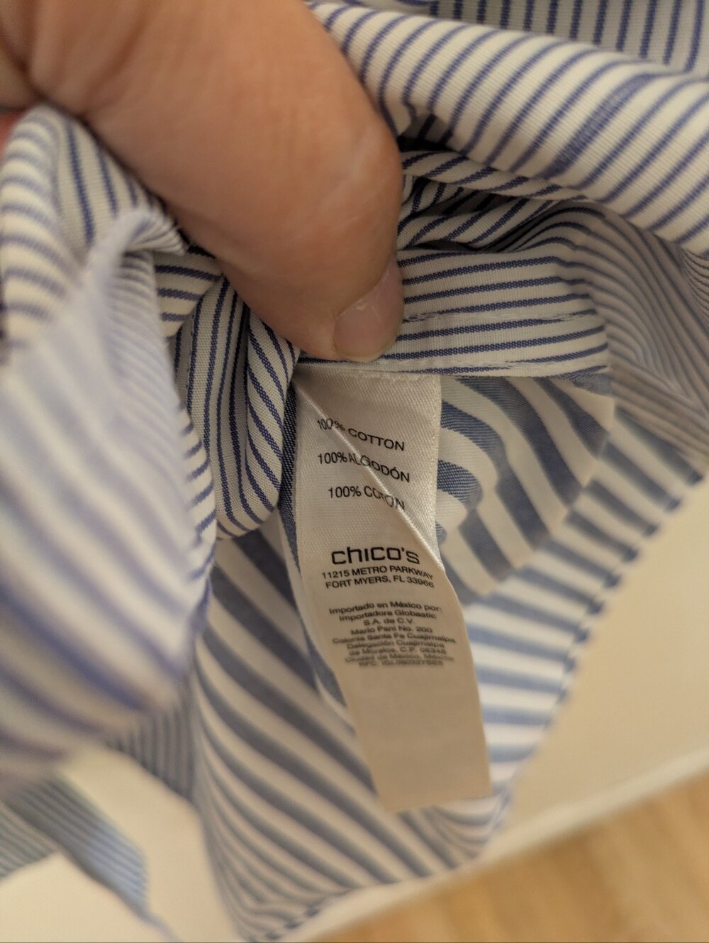 Chico's Women's Long Sleeve Striped Button Down Shirt - Chico's Size 3 (Size 16) - Picture 3 of 6